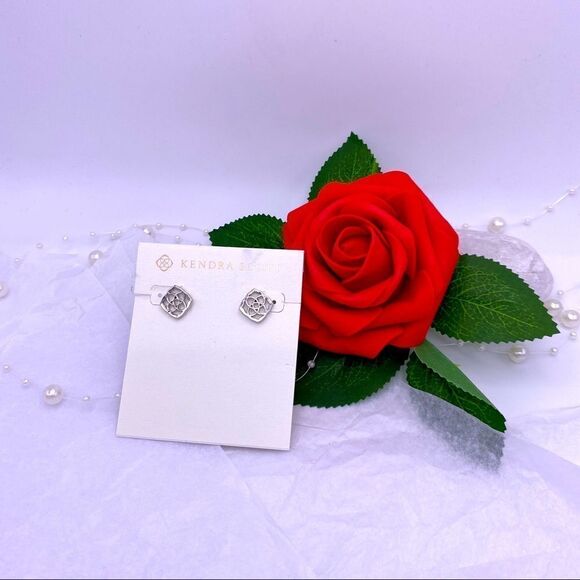 Brand New Kendra Scott Silver Stud Earings - Picture 9 of 10